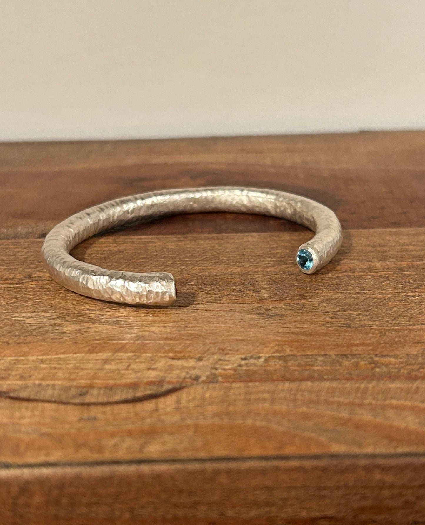 Medium Phant Cuff