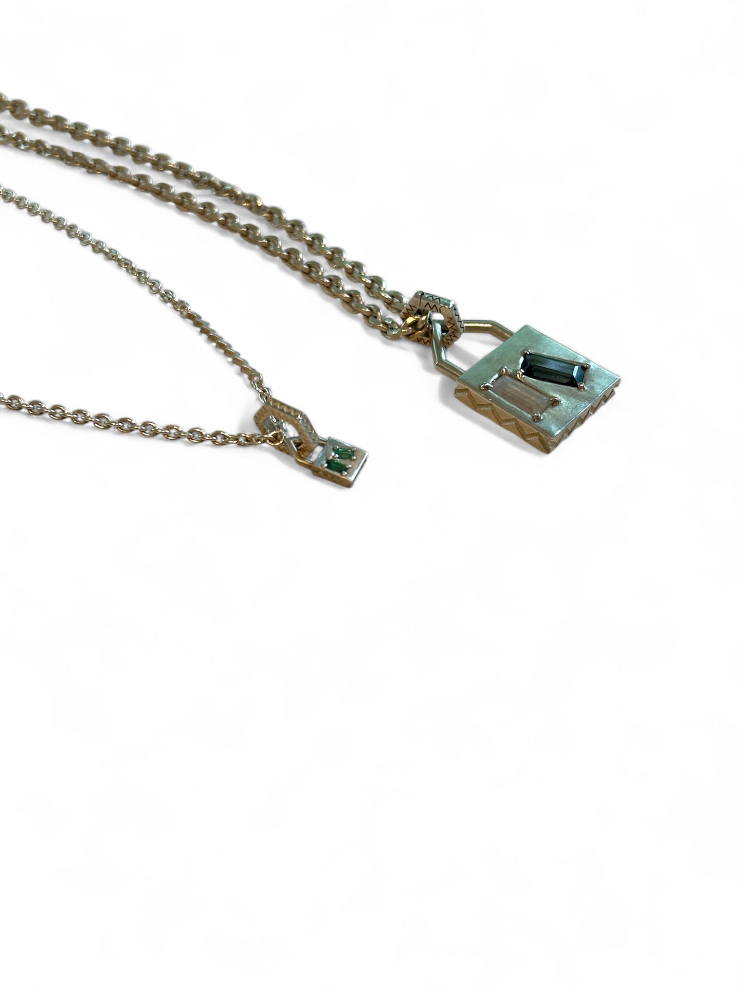 Petite Lean on Me Pendant
