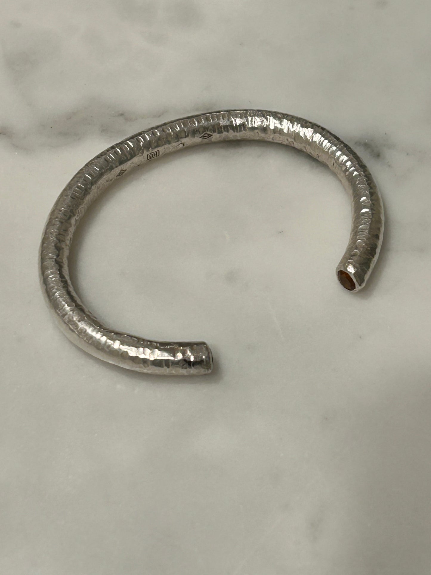 Medium Phant Cuff