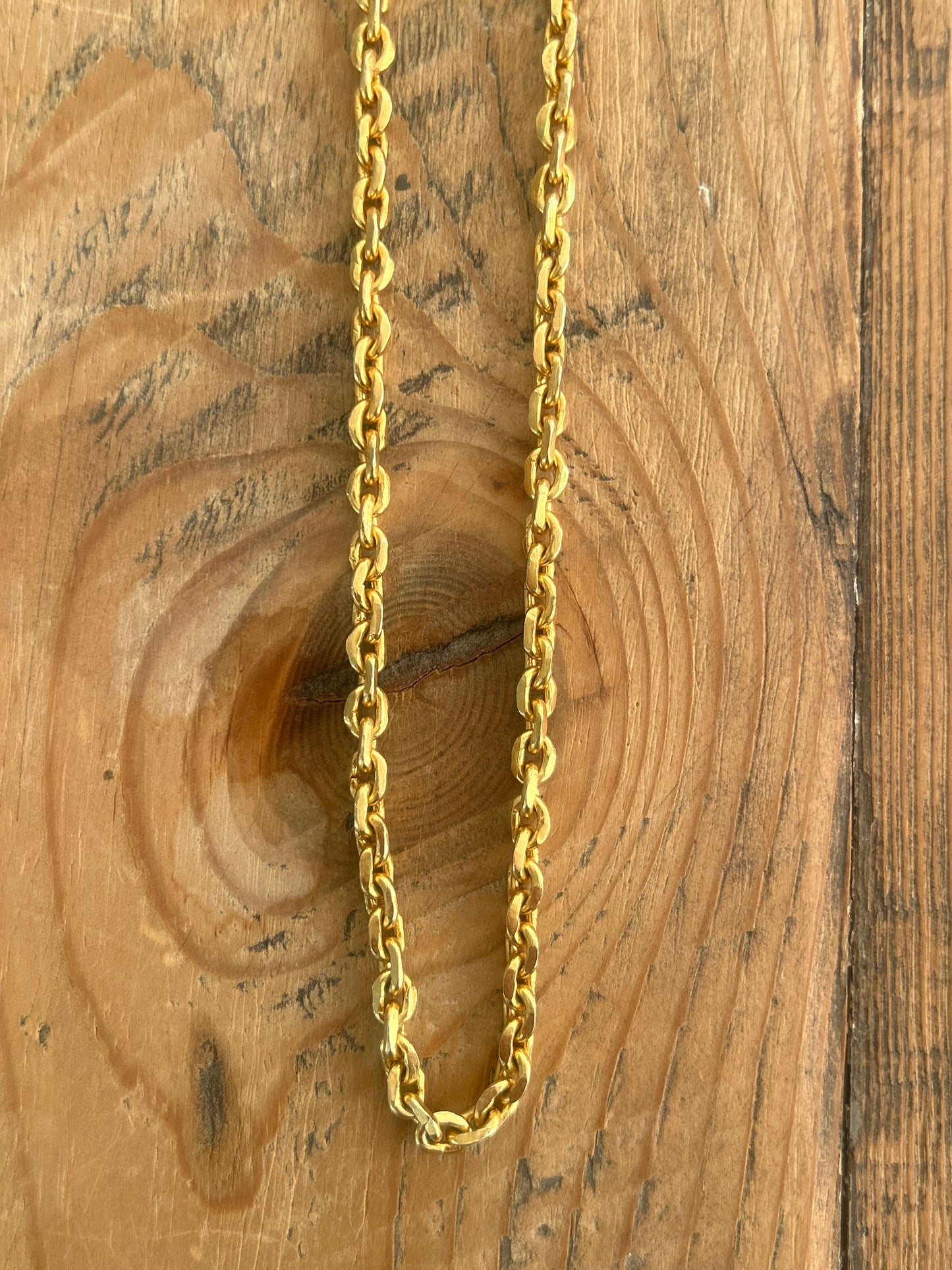 18kt Lion Chain