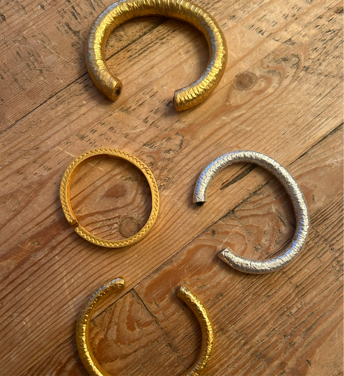 Medium Phant Cuff - Royal