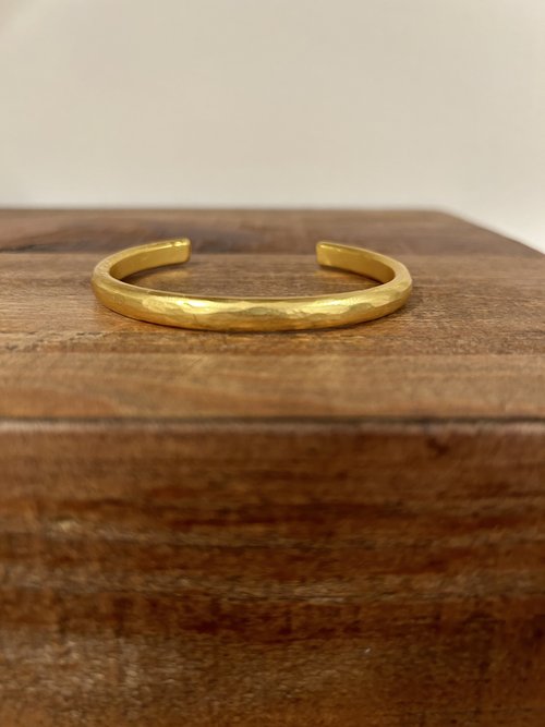 18kt Jamie Cuff