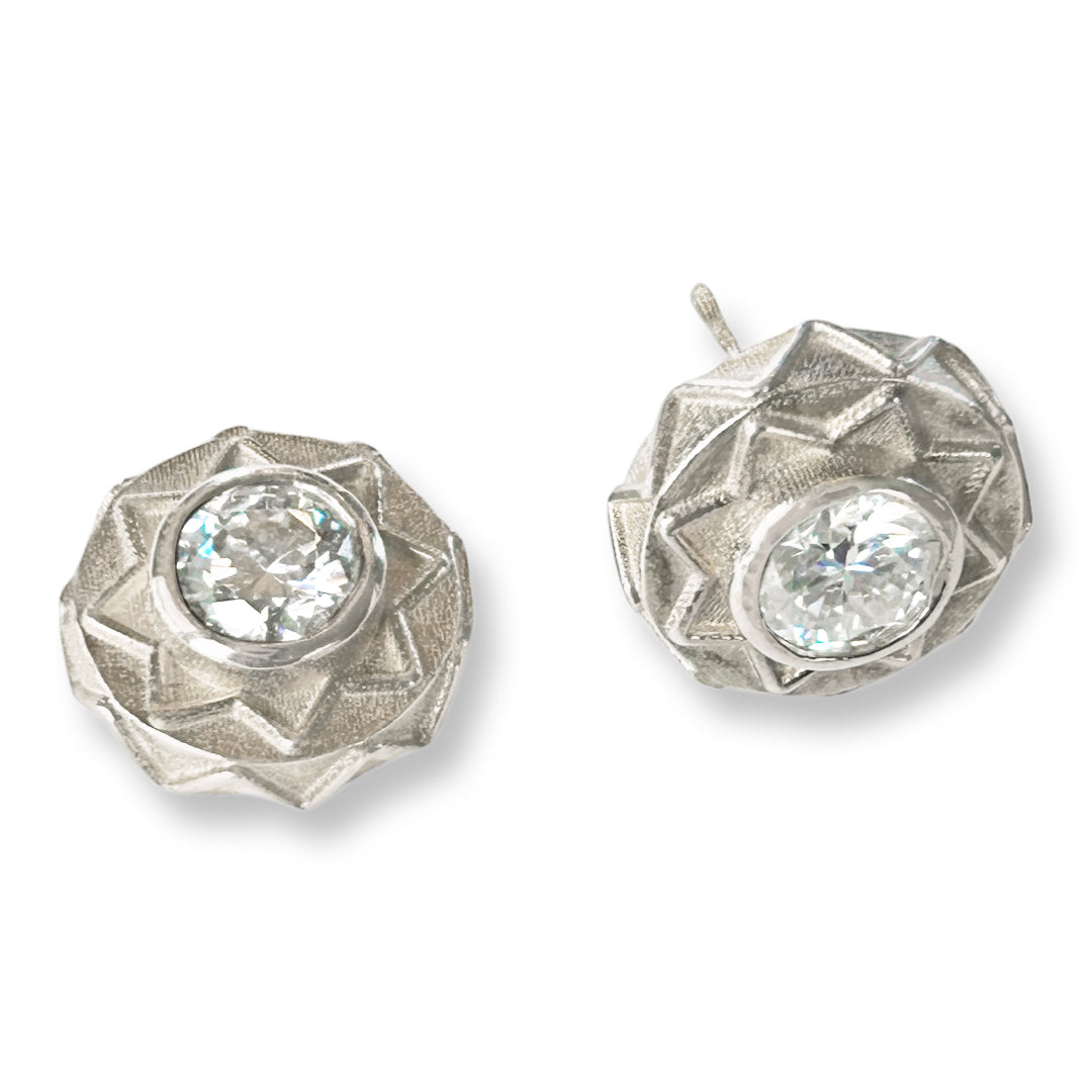 Eli Stud Earrings - Diamond