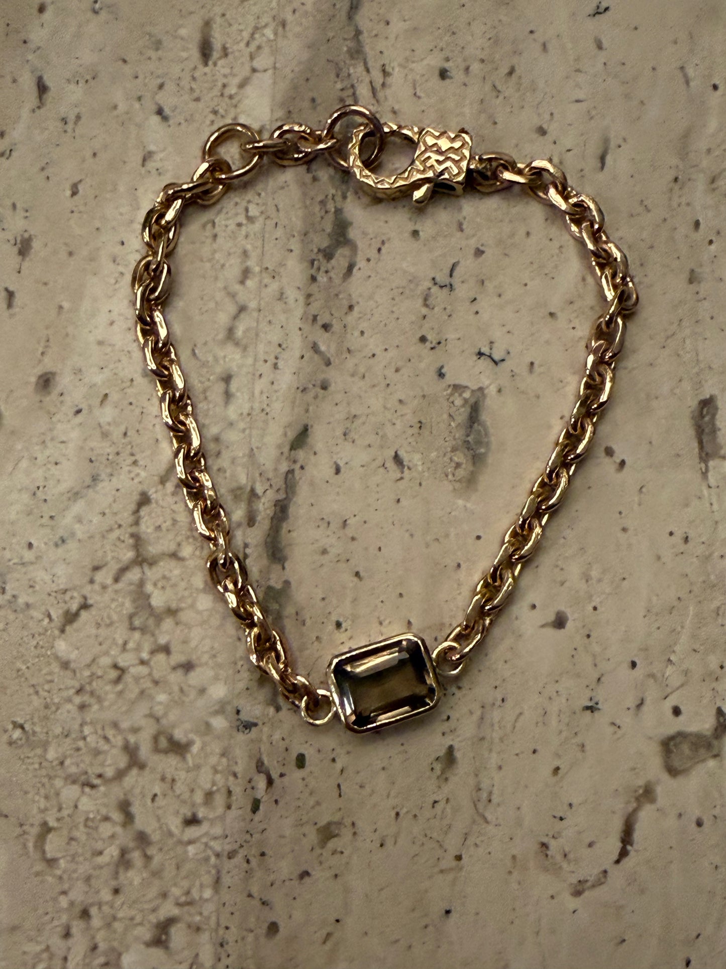 18kt Lion Bracelet - Smoky